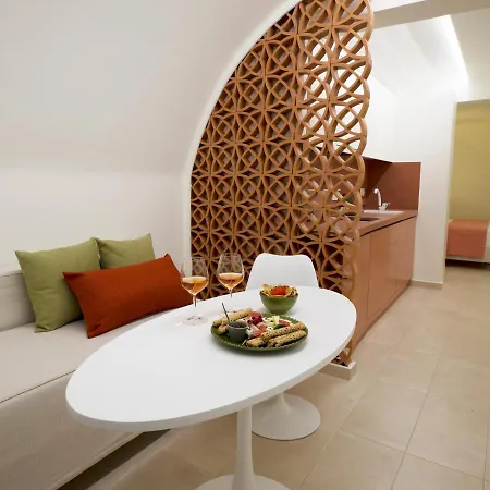 Grinn-in The Heart Of Rhodes,new&stylish! Apartment Rhodes City