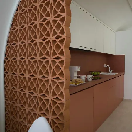 Grinn-in The Heart Of Rhodes,new&stylish! * Rhodes City